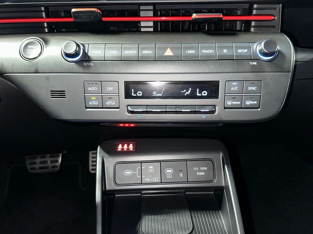 2024 Hyundai Kona N Line - Photo 18