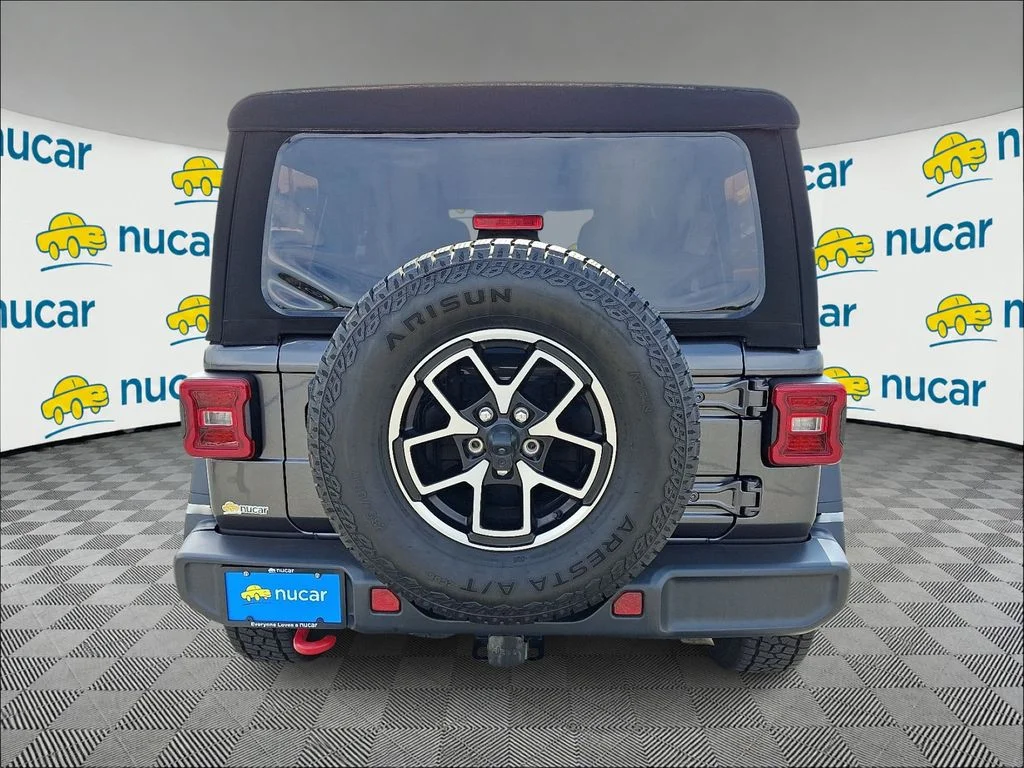 Used 2024 Gray Jeep Rubicon image 6