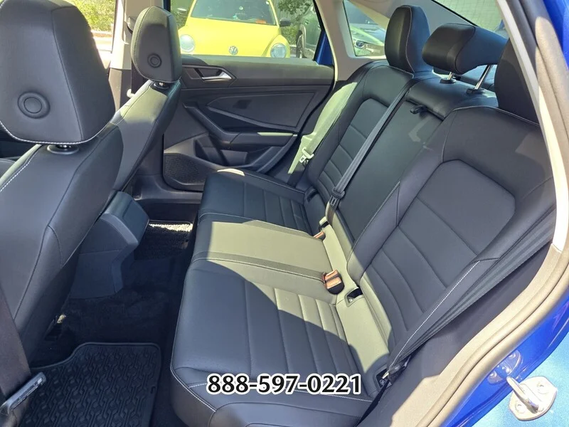 Used 2024 Rising Blue Metallic Volkswagen 1.5T SE image 12
