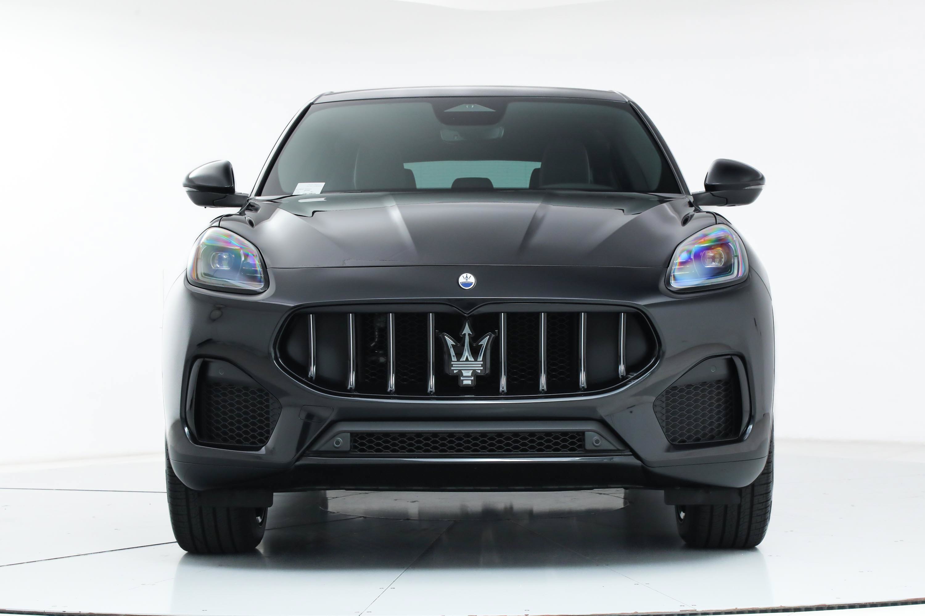 New 2025 Black Maserati  image 8