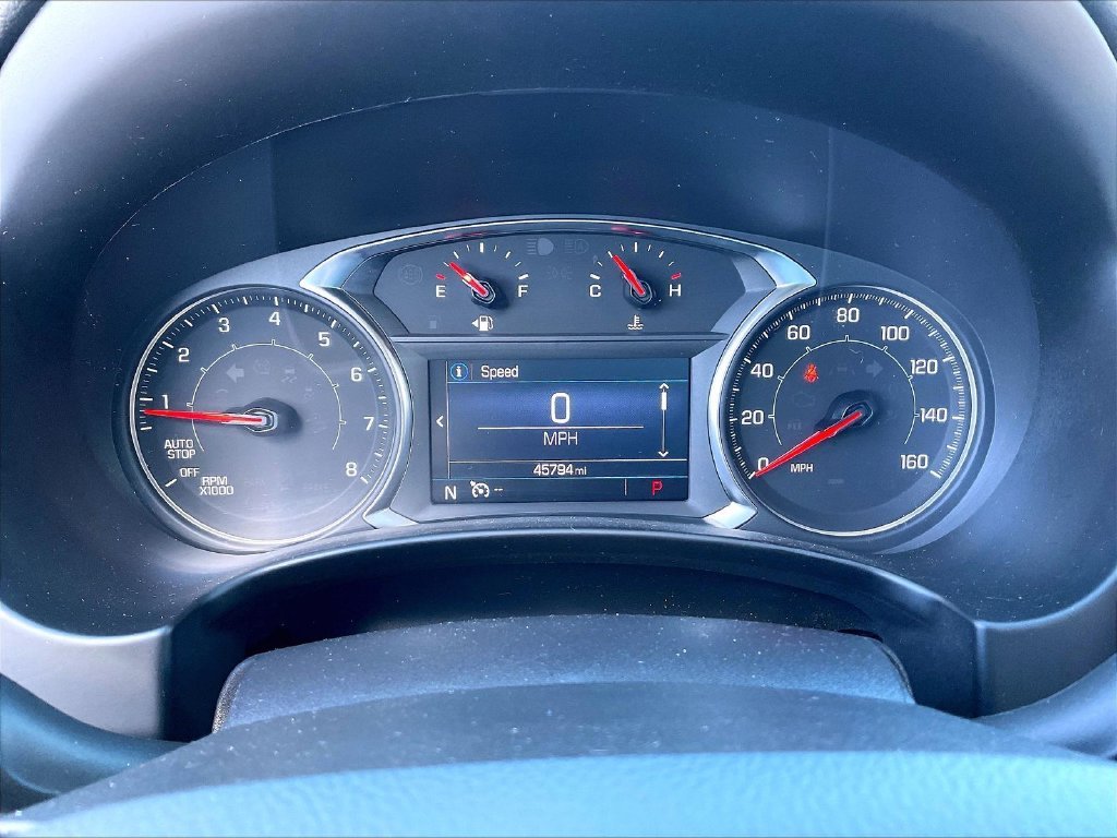 Used 2024 Summit White GMC SLE image 23