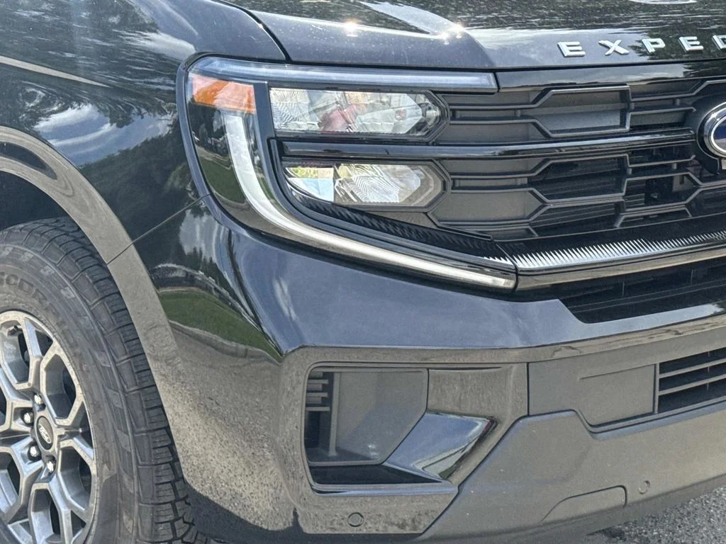 New 2026 Agate Black Metallic Ford Active image 2