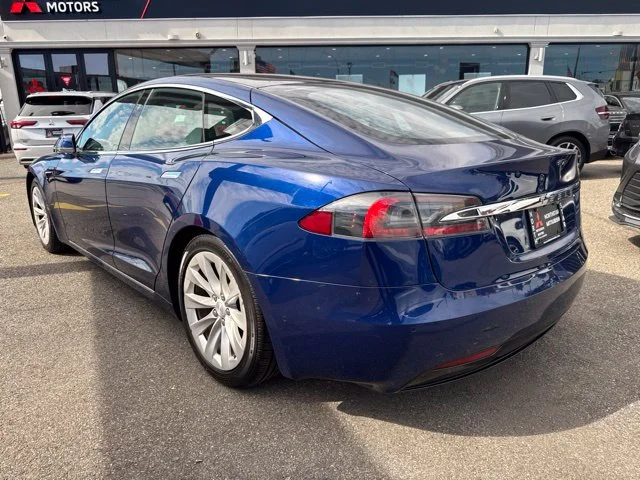 Used 2020 Blue Tesla Long Range image 5