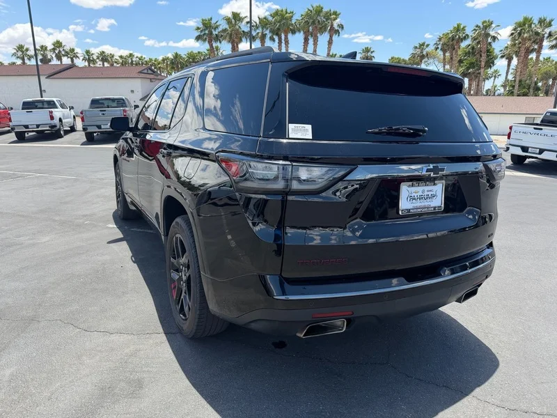 Used 2019 MOSAIC BLACK METALLIC Chevrolet Premier image 3