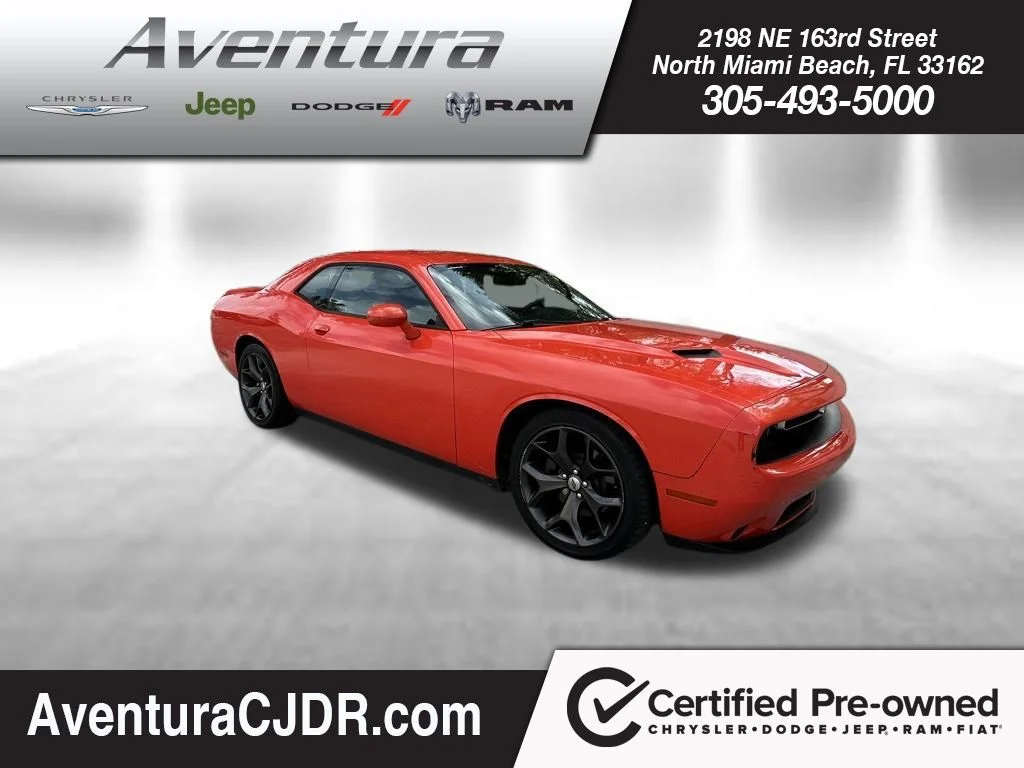 2018 Dodge Challenger SXT's photo