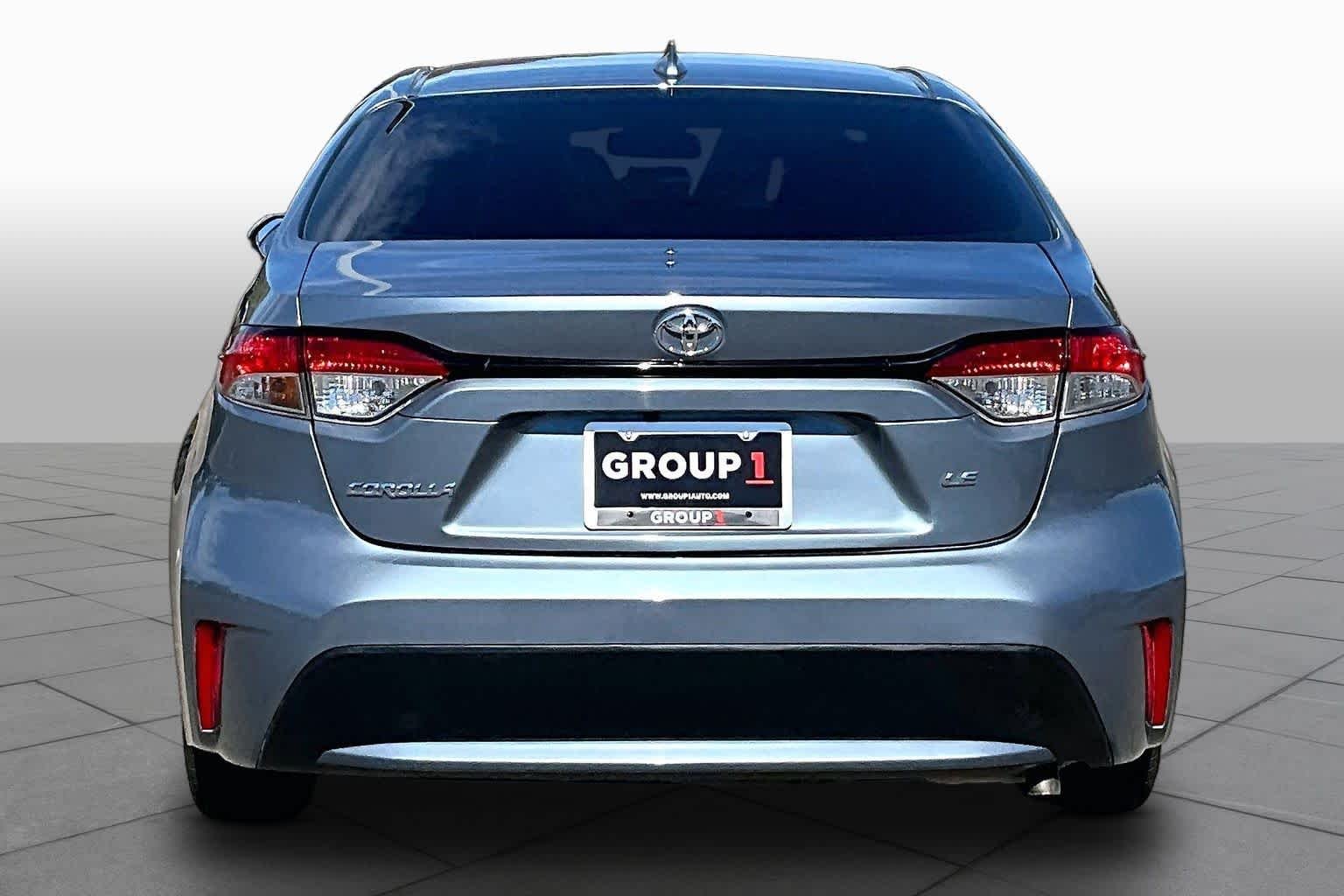 Used 2022 Celestite Toyota LE image 4