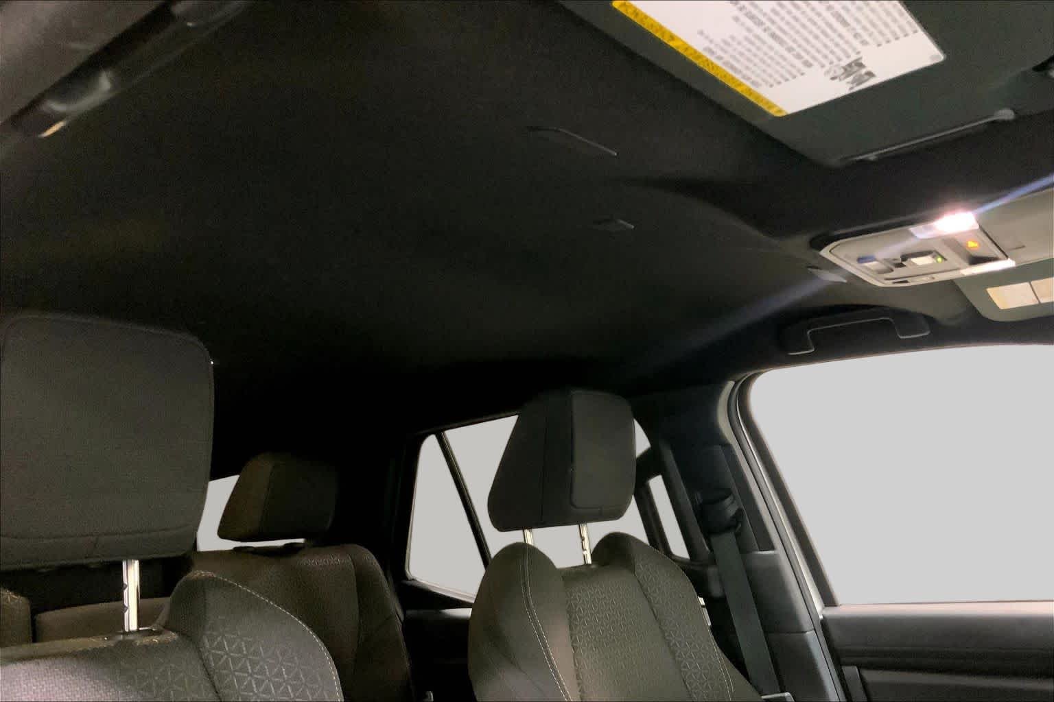 Used 2025 Cutting Edge Toyota SR5 image 14