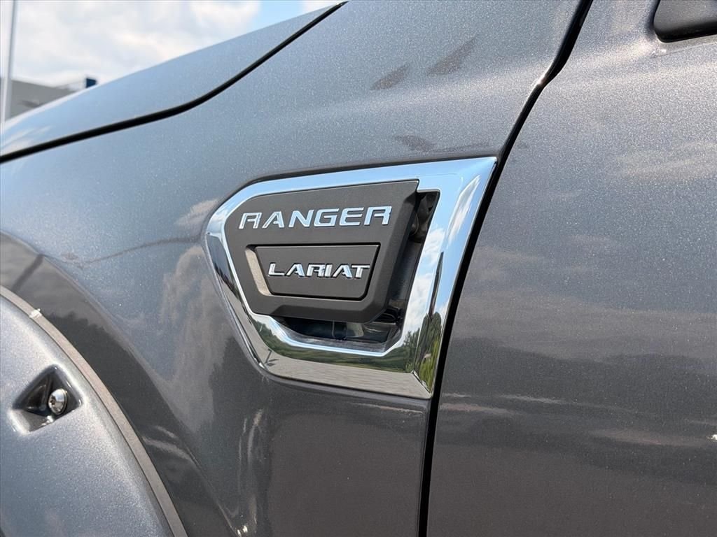 Used 2019 Gray Ford Lariat image 22