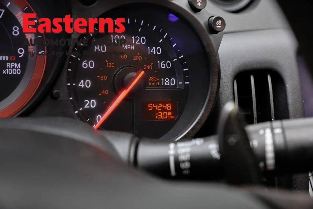 Used 2020 White Nissan Nismo image 18
