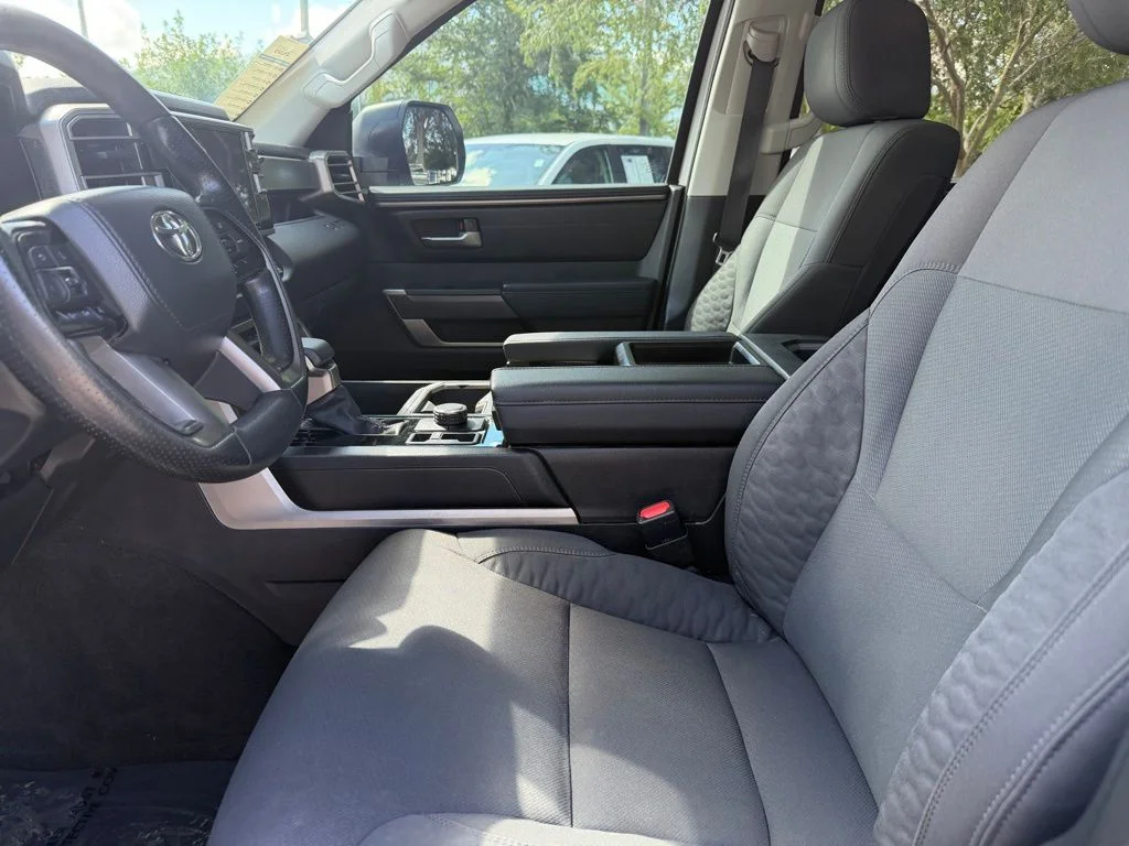 2024 Toyota Tundra SR5 - Photo 15