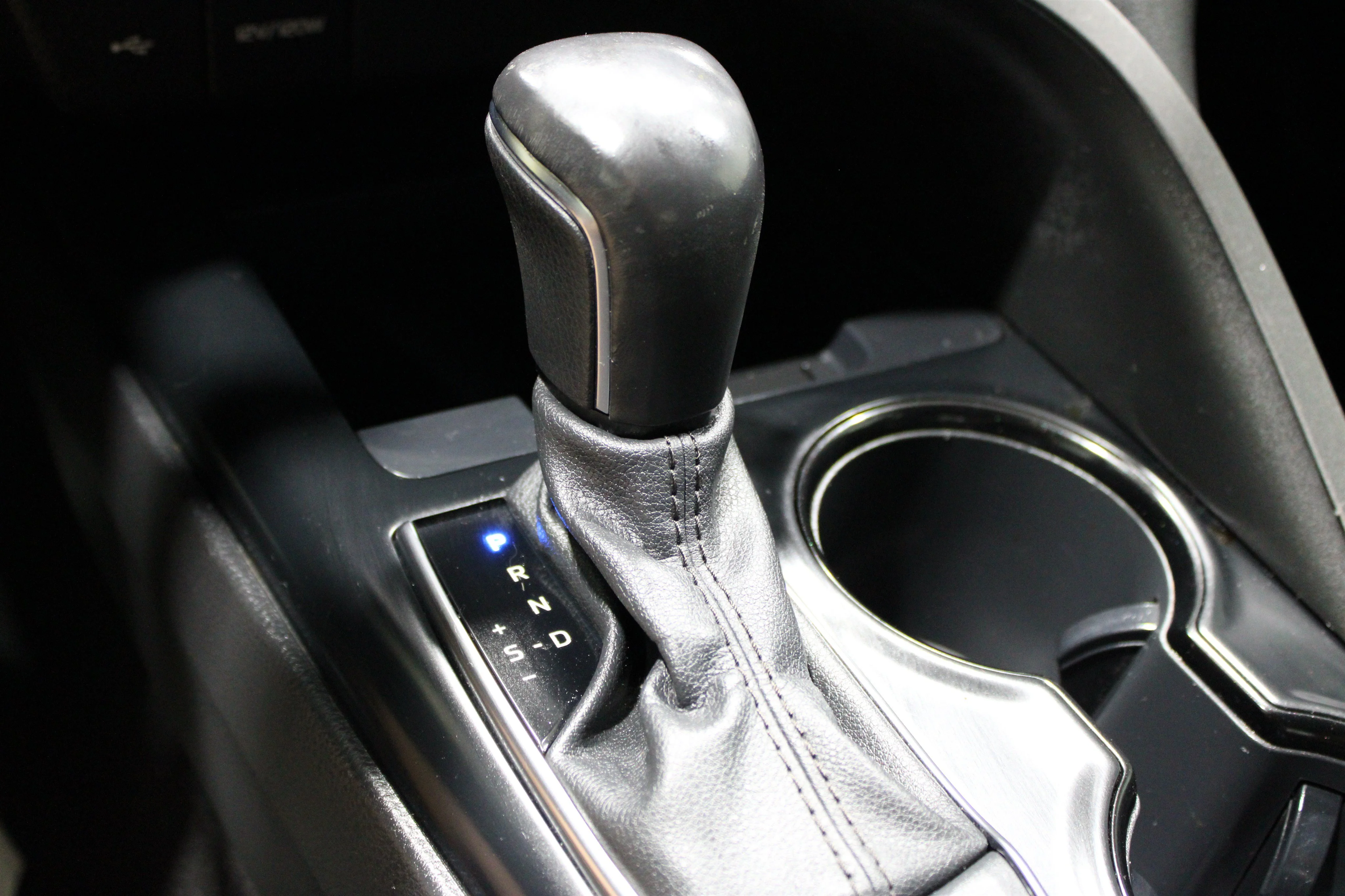 Used 2020 Midnight Black Metallic Toyota SE Nightshade image 17