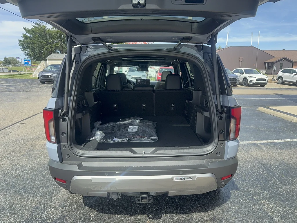 New 2026 Sonic Gray Pearl Honda TrailSport Elite image 17