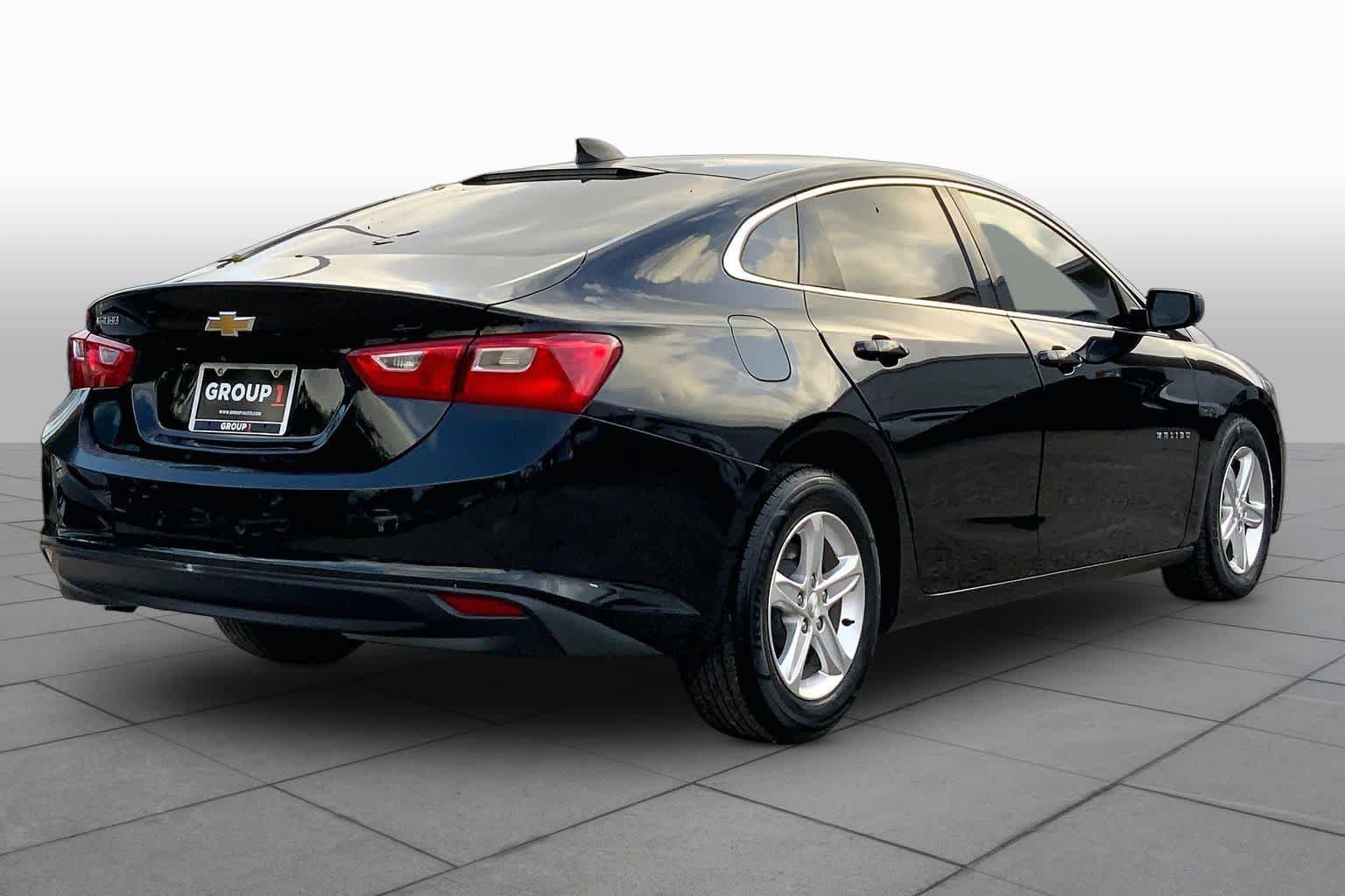 Used 2019 Mosaic Black Metallic Chevrolet LS image 11
