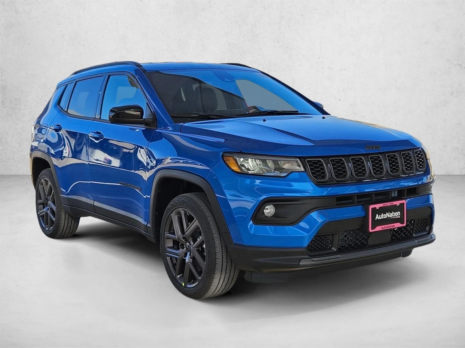 New 2026 Hydro Blue Pearlcoat Jeep Latitude Altitude image 7