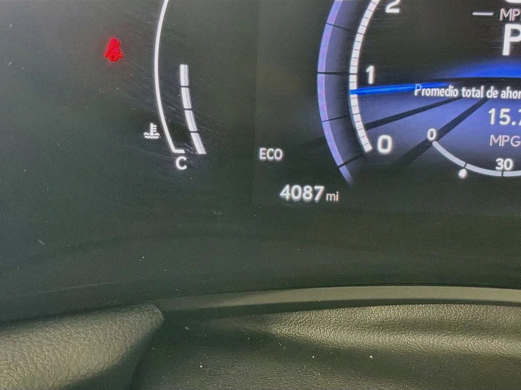 Used 2022 Silver Lexus 350 F SPORT Handling image 12