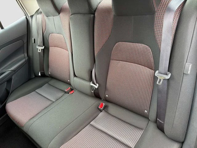New 2026 Atlantic Gray Metallic / Super Black Two-tone Nissan SR image 12