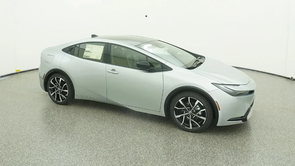 New 2026 Cutting Edge Toyota XSE image 15