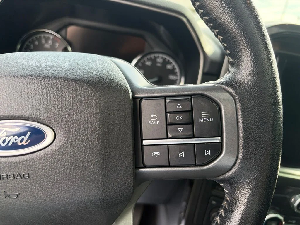 Used 2021 Silver Ford XLT image 26