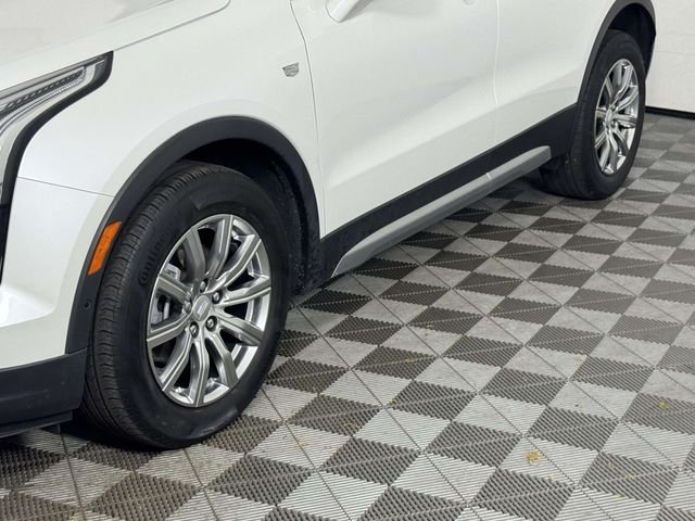 Used 2022 White Cadillac Premium Luxury image 13