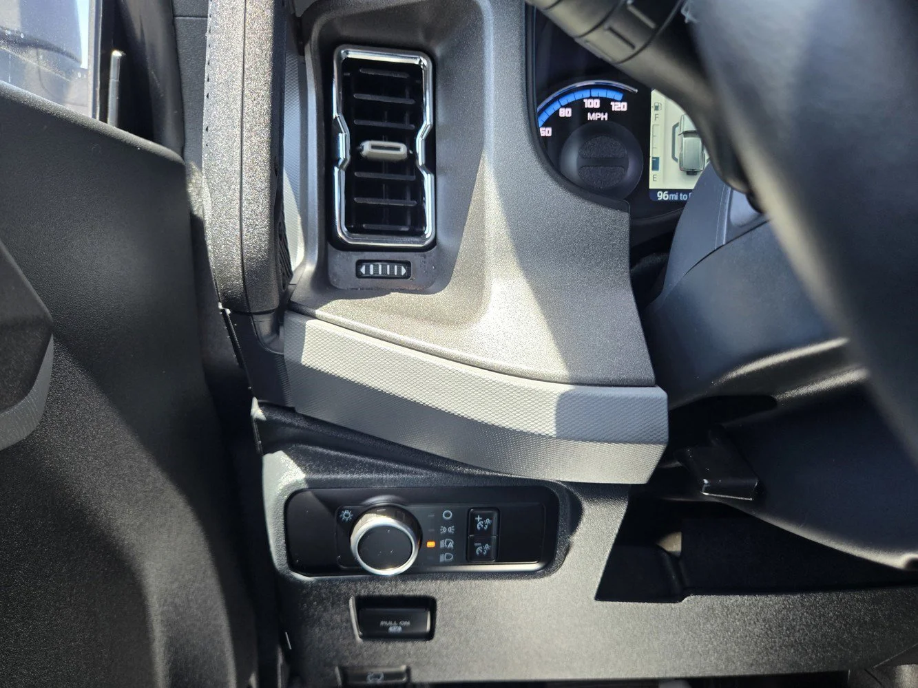 Used 2024  Ford Big Bend image 21