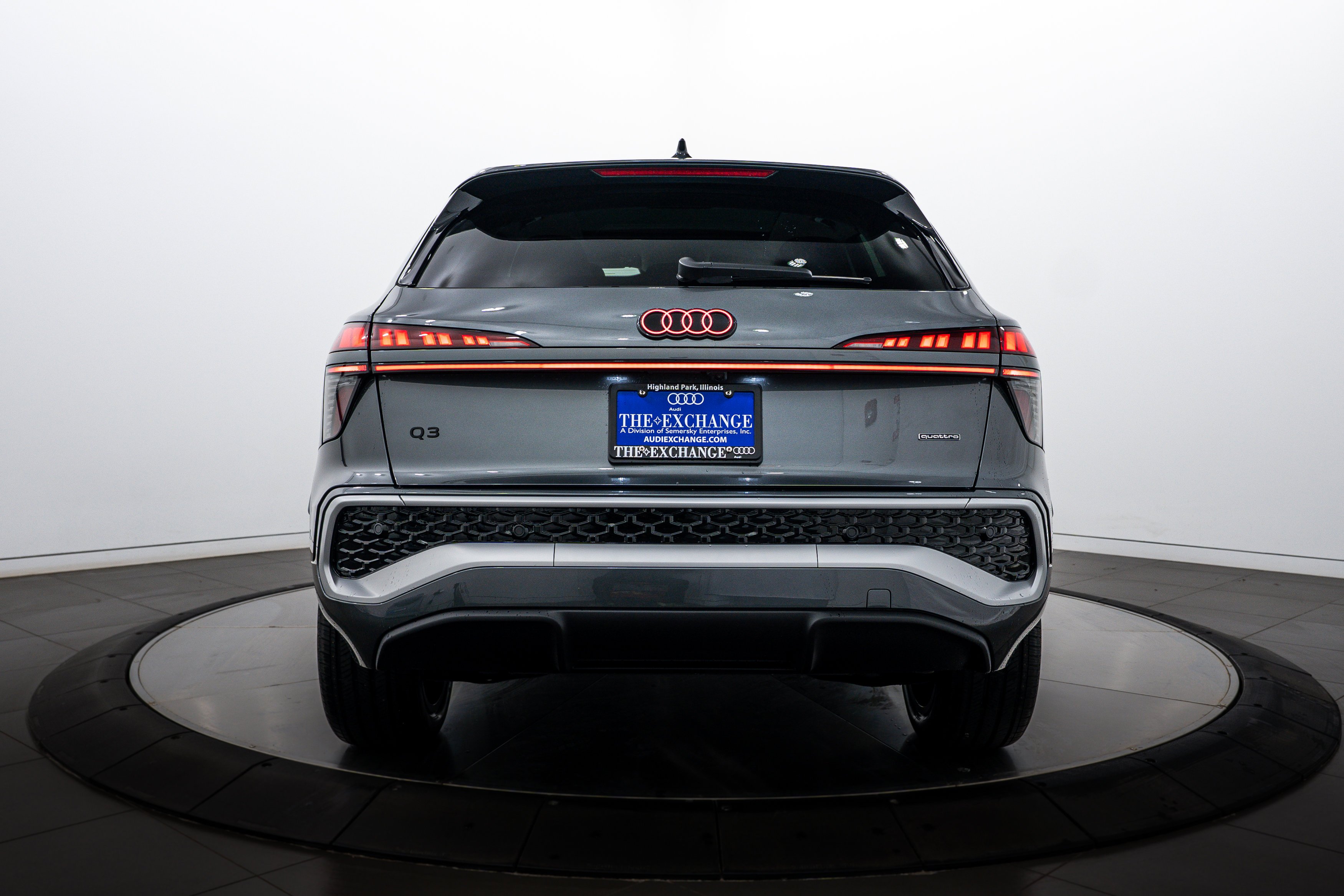 New 2026 Daytona Gray Audi S line image 21
