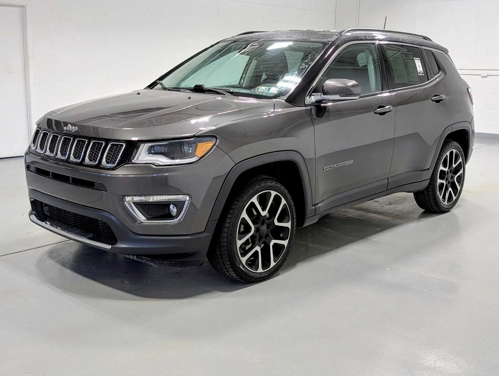 2021 Jeep Compass Limited 4X4's photo