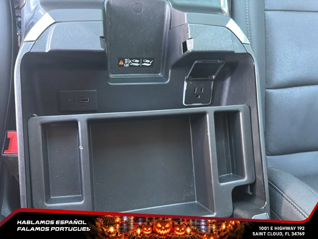 Used 2024 Sterling Metallic GMC SLT image 20