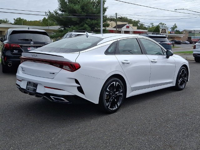 Used 2022 White Kia GT-Line image 7