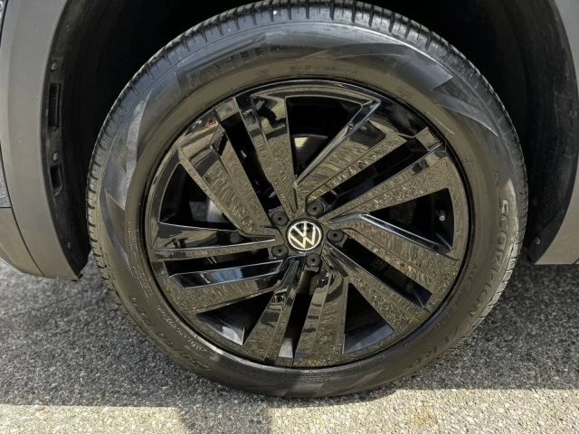 2022 Volkswagen Atlas Cross Sport SE w/Tech - Photo 7