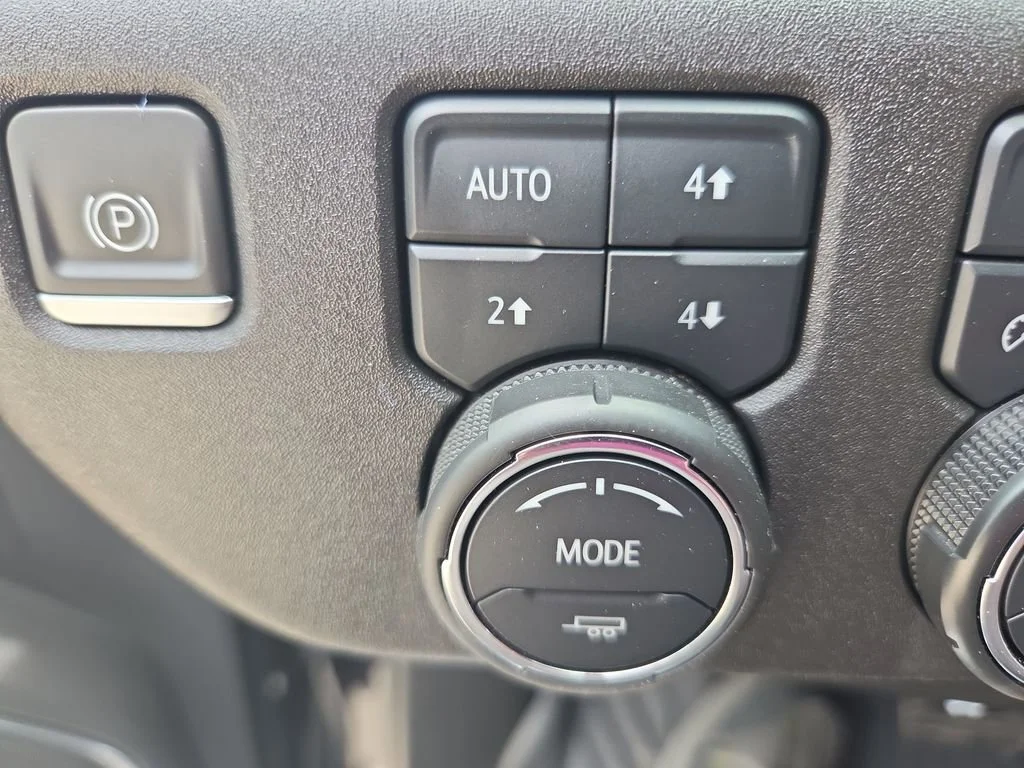 2023 Chevrolet Silverado 1500 RST - Photo 22