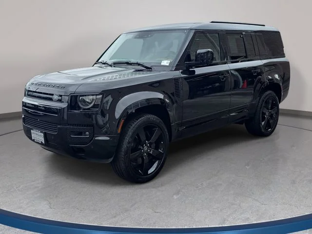 2025 Land Rover Defender 130 X-Dynamic SE P400's photo