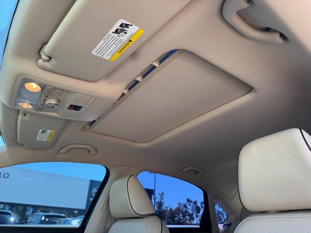 Used 2016 Black Volkswagen 1.8T SE image 18