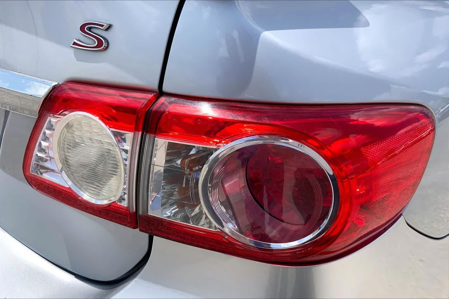 Used 2013 Classic Silver Metallic Toyota S image 29