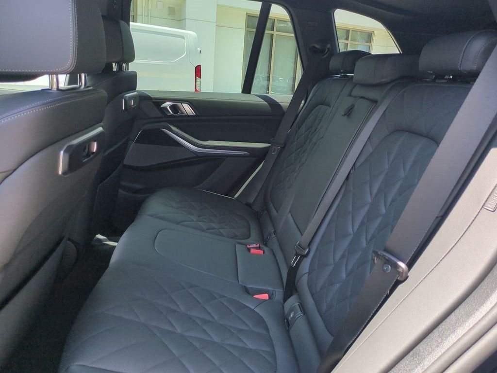 New 2026 Carbon Black Metallic BMW xDrive40i image 14