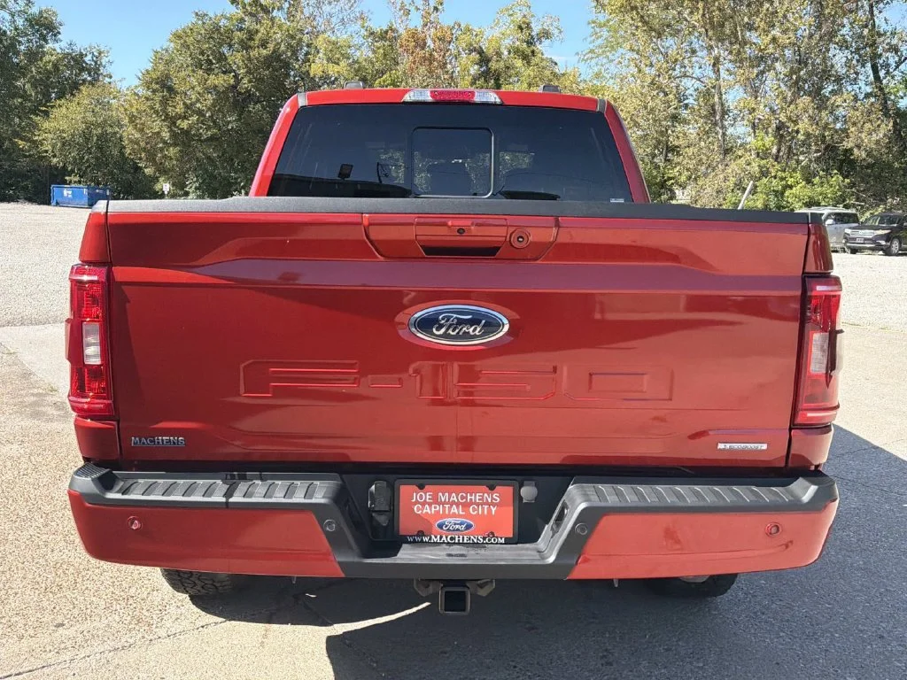 Used 2023 Chili Pepper Red Ford XLT image 6