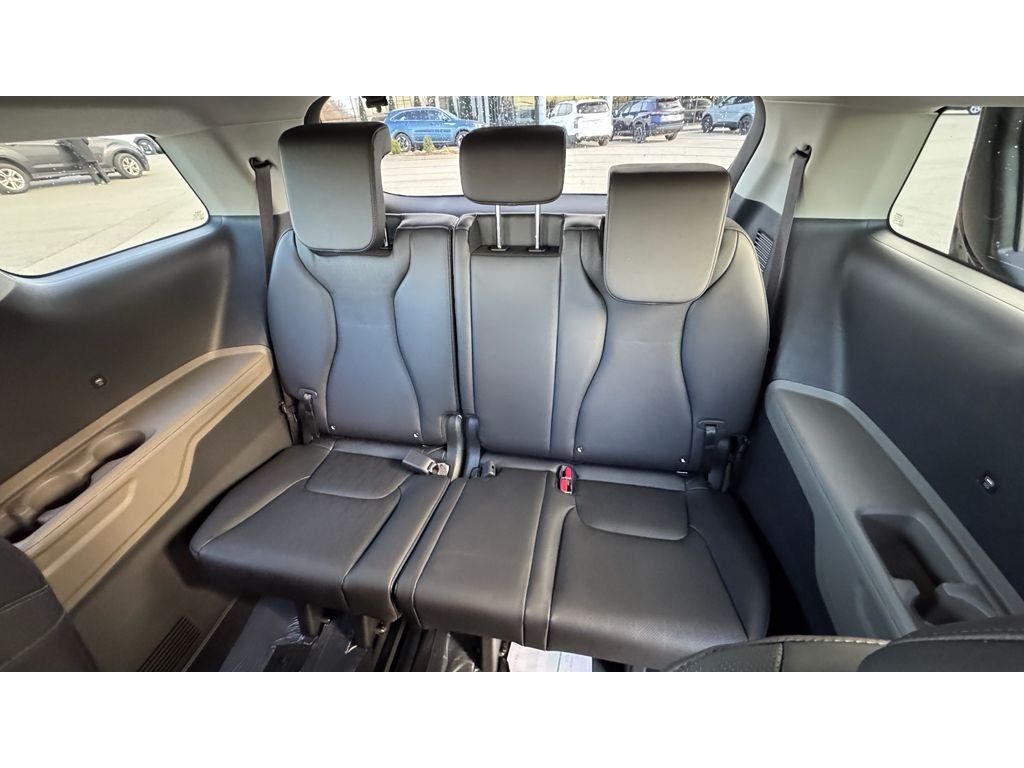 New 2026 Deep Chroma Blue Kia LXS image 26