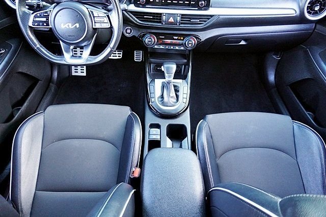Used 2024 Gray Kia GT-Line image 18