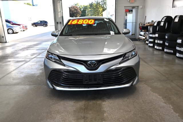 Used 2019 Silver Toyota LE image 2