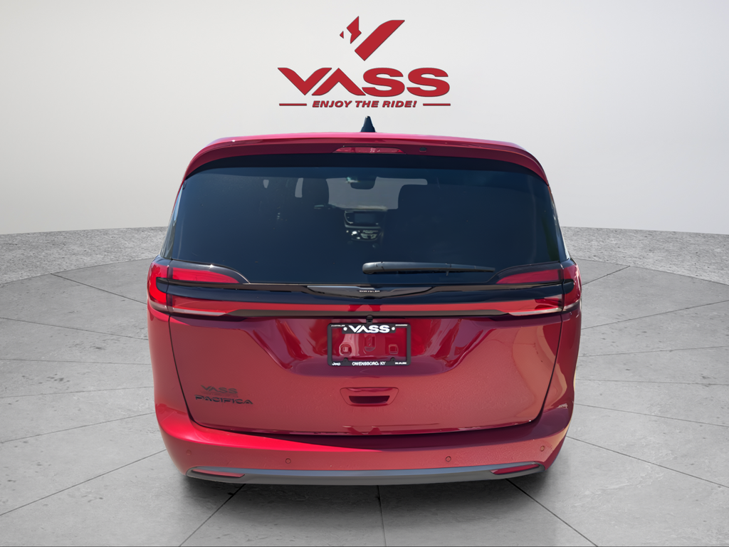New 2026 Red Hot Pearl-Coat Exterior Paint Chrysler Select image 4