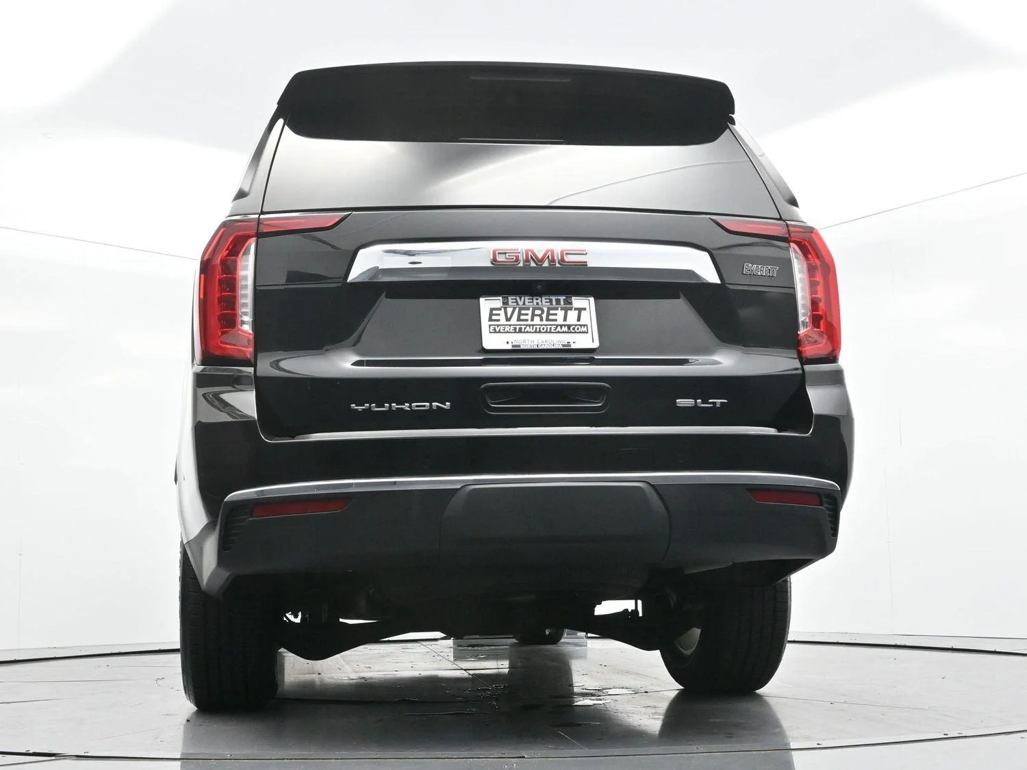 Used 2023 Onyx Black GMC SLT image 56