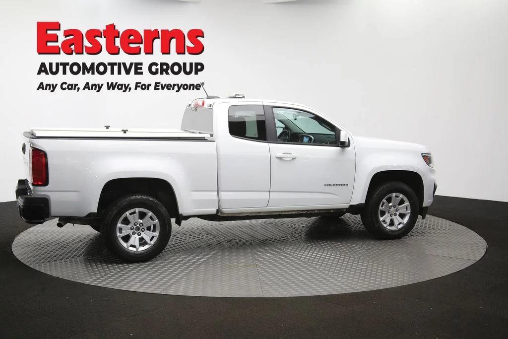 Used 2022 White Chevrolet LT image 43