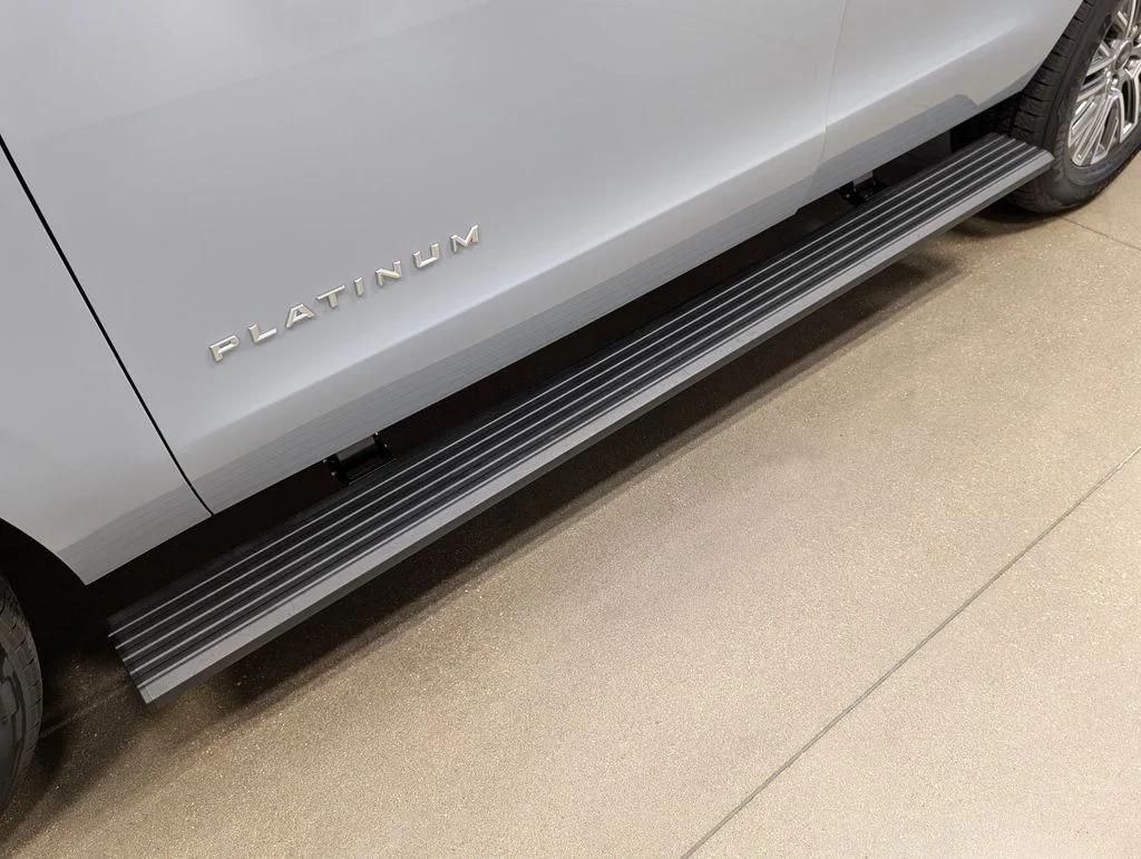 New 2027 Glacier Gray Metallic Tri-Coat Ford Platinum image 19
