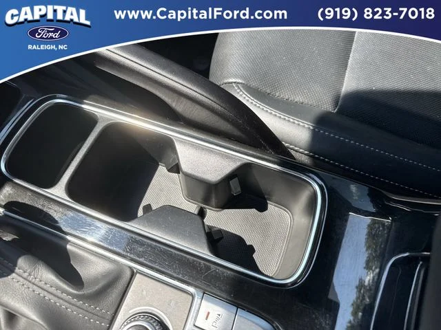 Used 2025 Black Kia S image 32