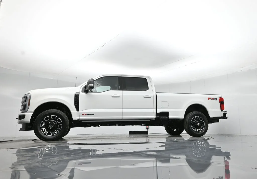 New 2026 Star White Metallic Tri-Coat Ford Platinum image 54