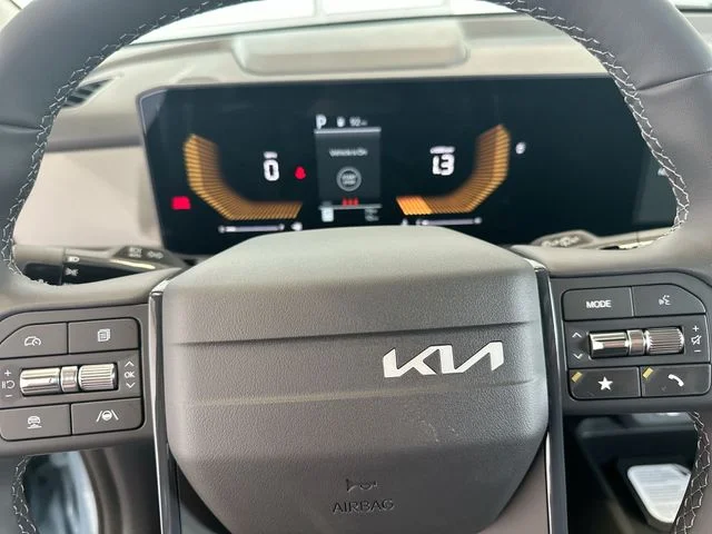 New 2027 Frost Blue / Black Roof Kia S image 12
