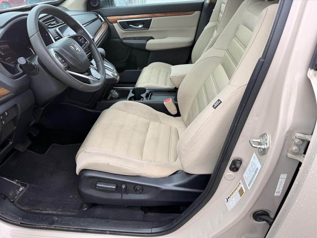 Used 2017  Honda EX image 10