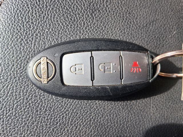 Used 2022 Blue Nissan S image 14