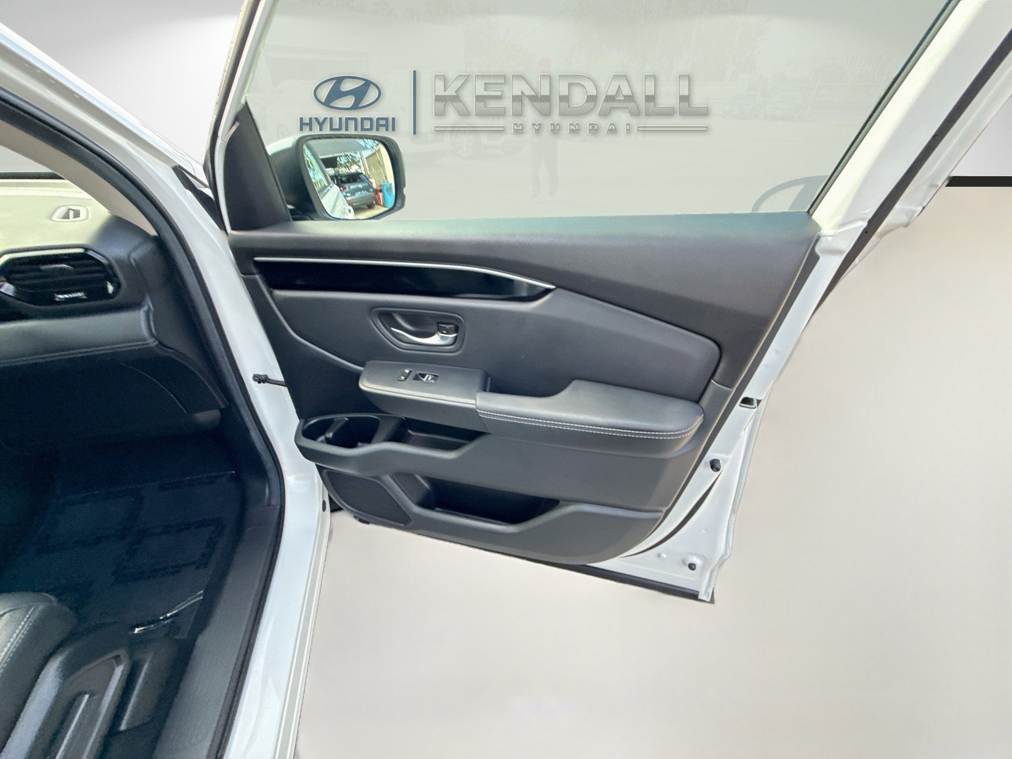 Used 2025 Platinum White Pearl Honda EX-L image 35