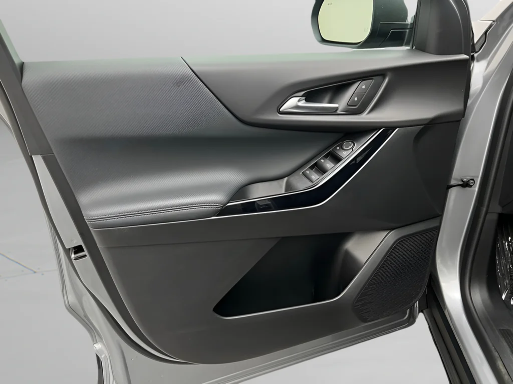 Used 2026 Sterling Gray Metallic Chevrolet LT image 22