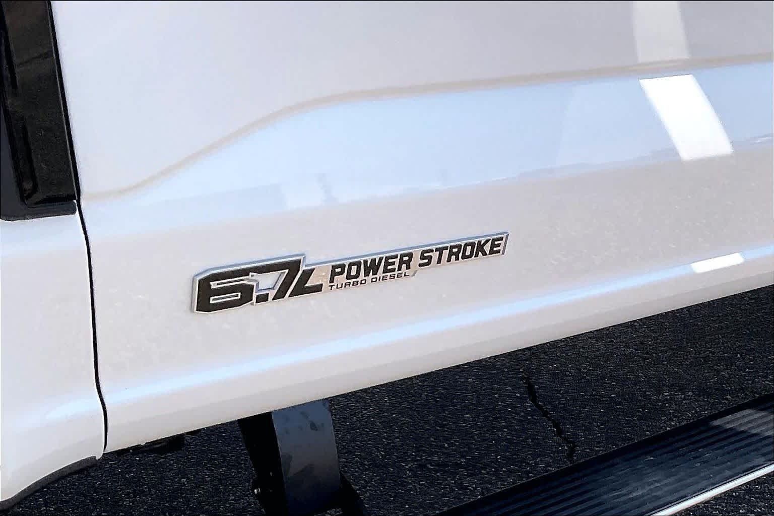New 2026 Star White Metallic Tri-Coat Ford F-250® Platinum® image 15